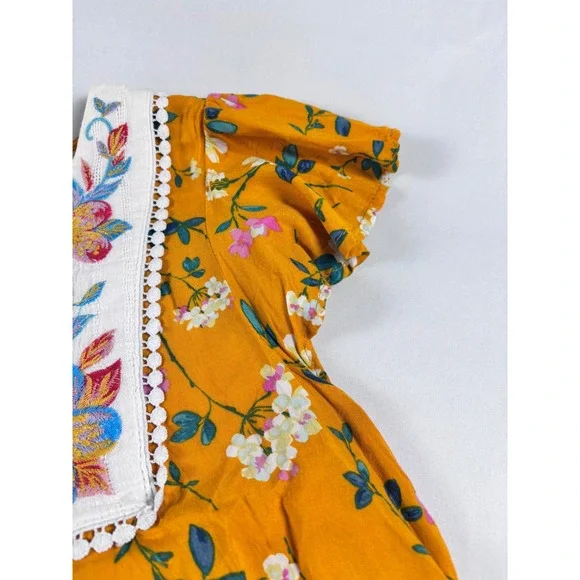Savanna Jane Cottagecore Yellow Floral Embroidered Boho Pom Pom Trim Blouse M - Picture 10 of 13
